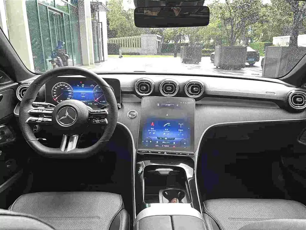 Mercedes-Benz C-Class 2022