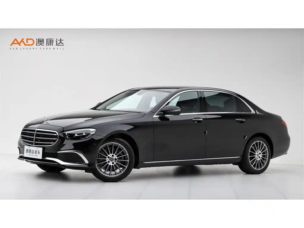 Mercedes-Benz E-Class 2023 — фото 1