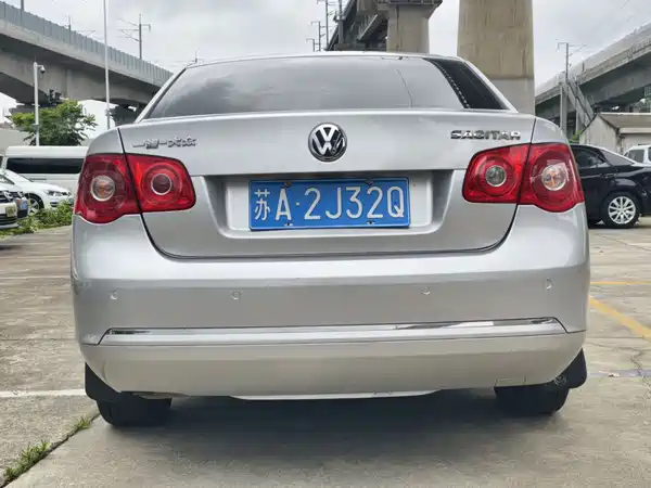 Volkswagen Sagitar 2011