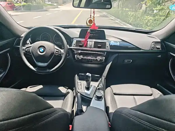 BMW 3 Series GT 2019