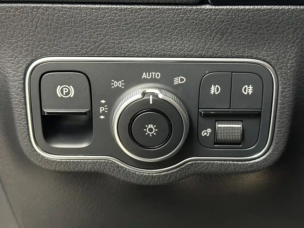Mercedes-Benz GLA 2023 — фото 21