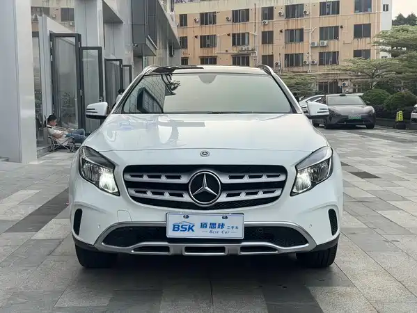 Mercedes-Benz GLA 2019