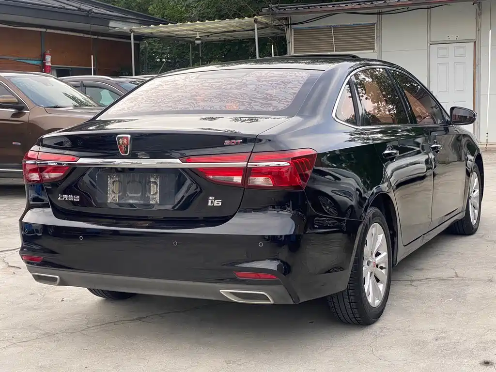 Roewe i6 Classic 2017 — фото 13