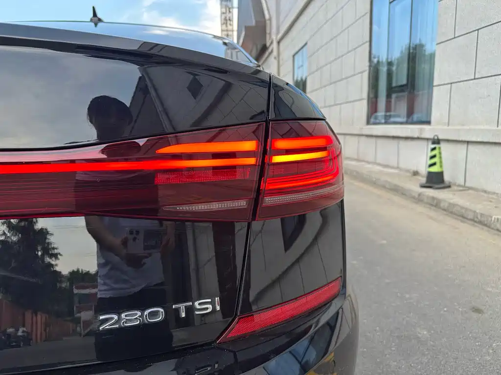Volkswagen Passat 2023