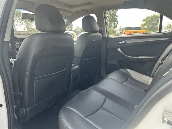 Roewe 360 2018