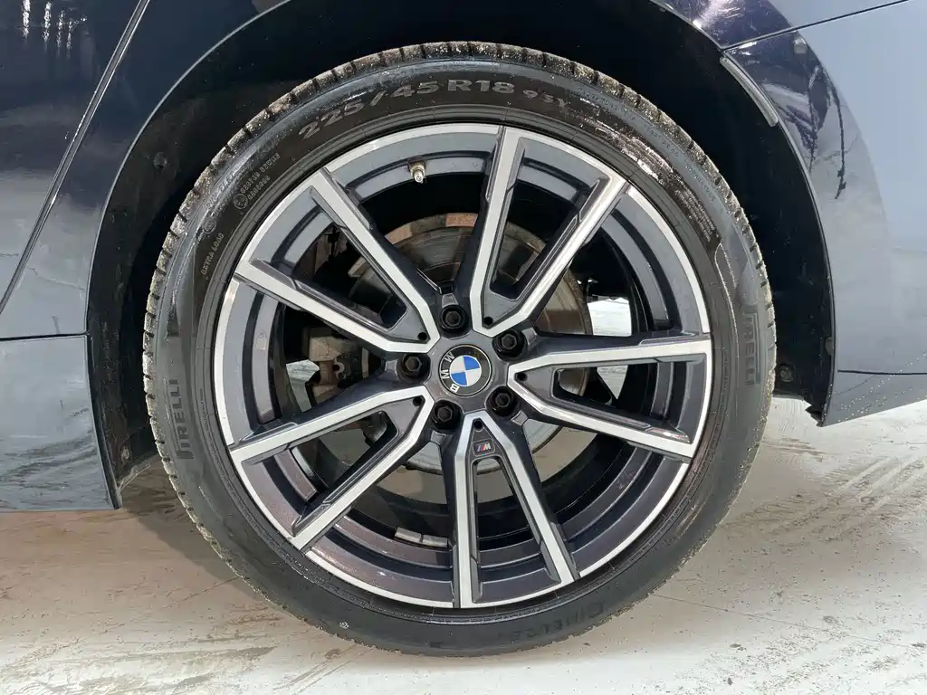 BMW 3 Series 2022 — фото 11