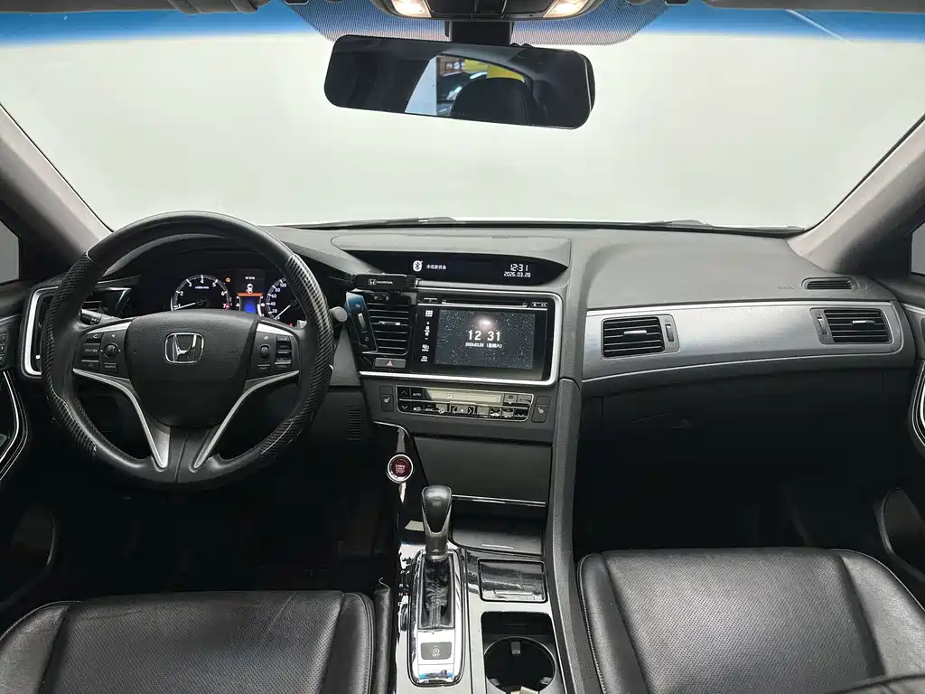 Honda Spirior 2018 — фото 11
