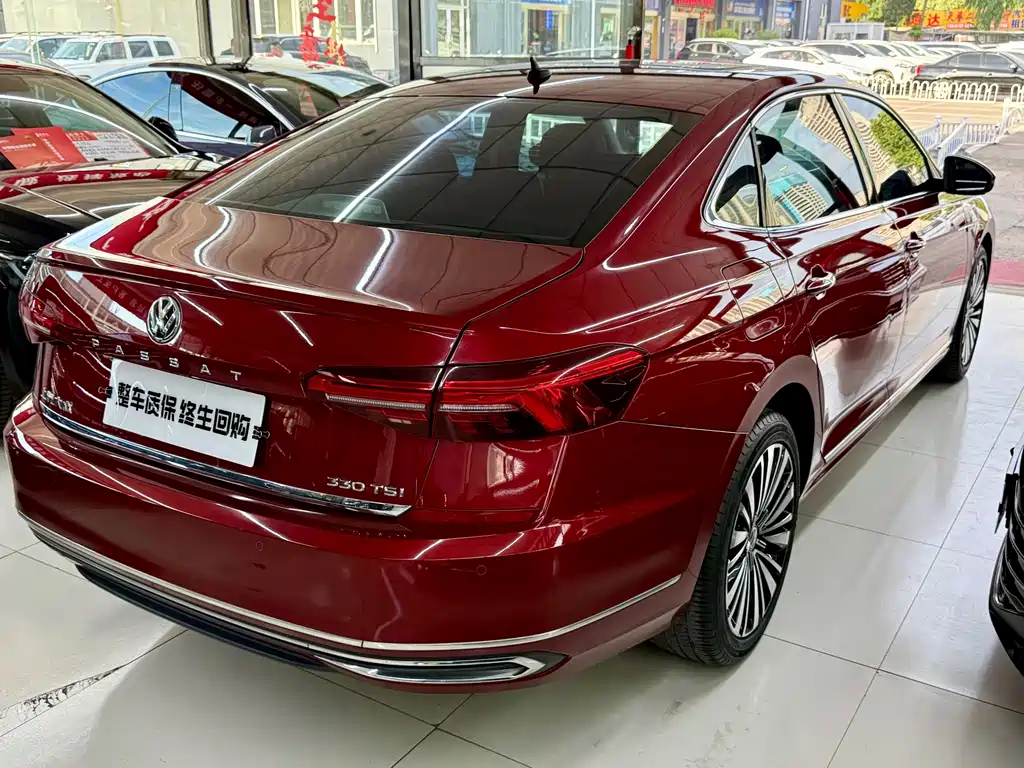 Volkswagen Passat 2019 — фото 15