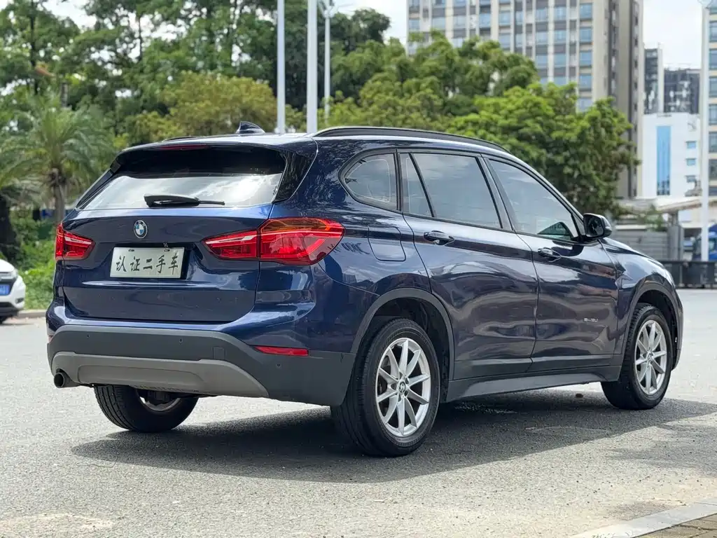 BMW X1 2016 — фото 15