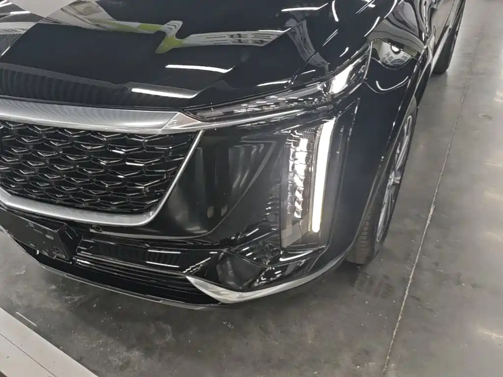 Cadillac XT5 2025 — фото 24