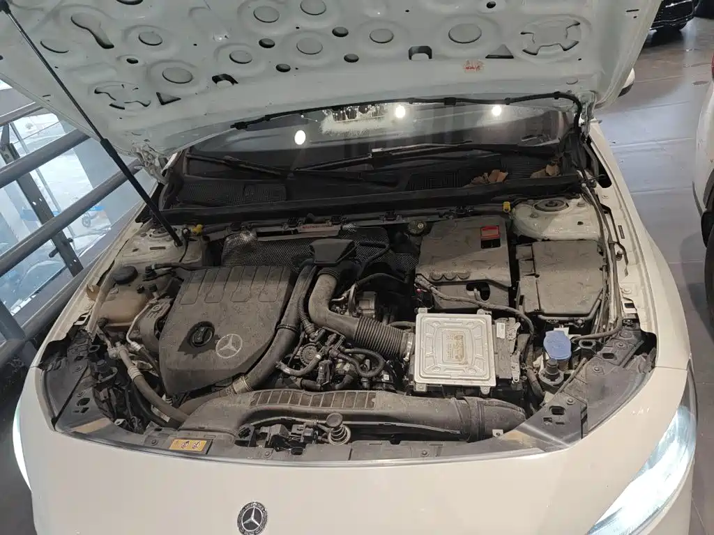 Mercedes-Benz A-Class 2020 — фото 16