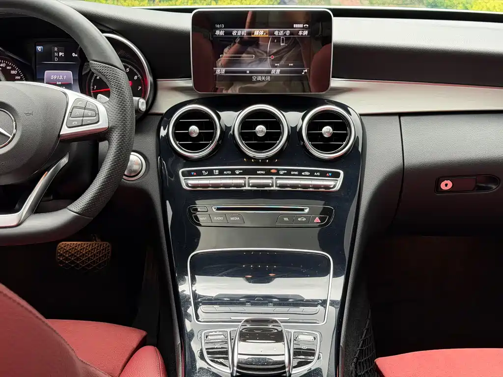 Mercedes-Benz C-Class 2017 — фото 15
