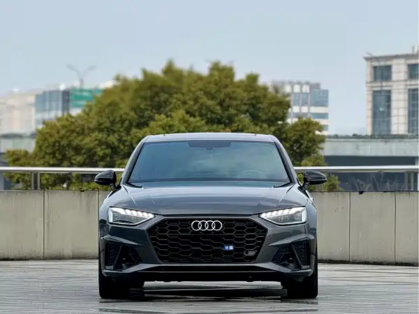 Audi A4L 2024