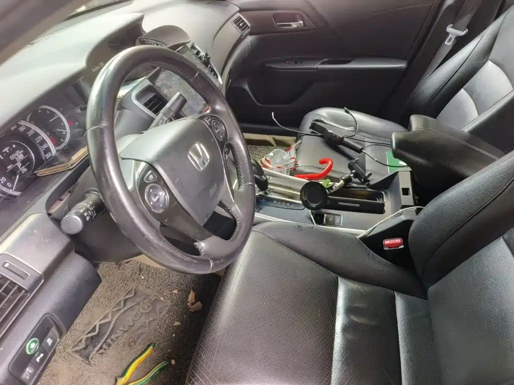 Honda Accord 2015 — фото 8