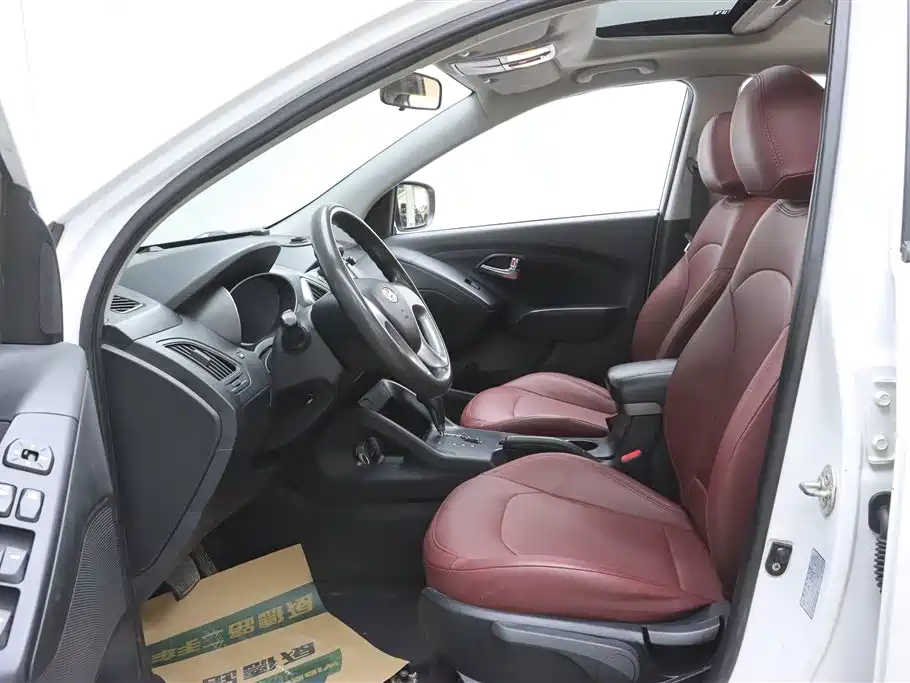 Hyundai ix35 2015 — фото 13