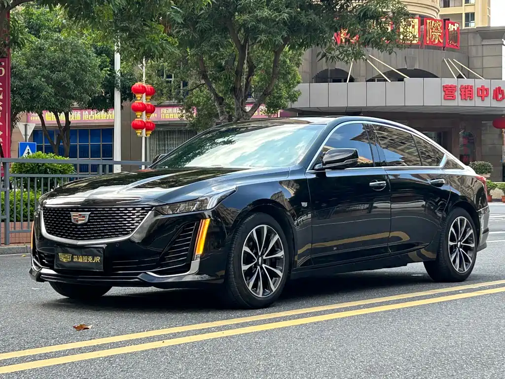 Cadillac CT5 2022 — фото 1