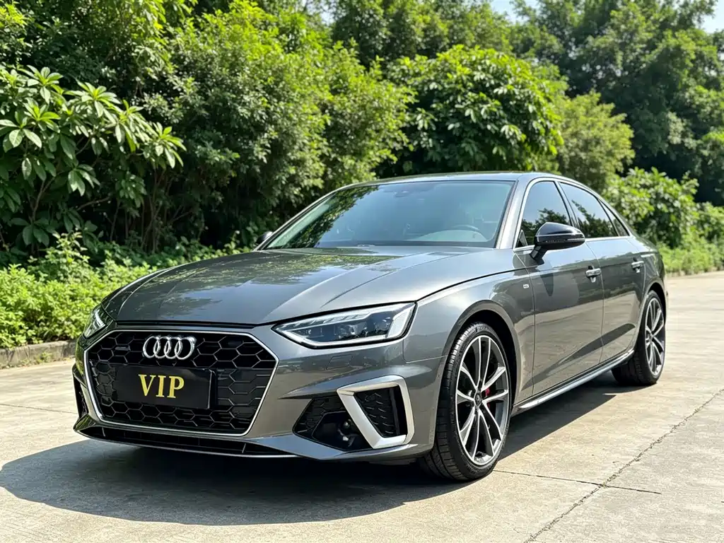 Audi A4L 2020 — фото 1
