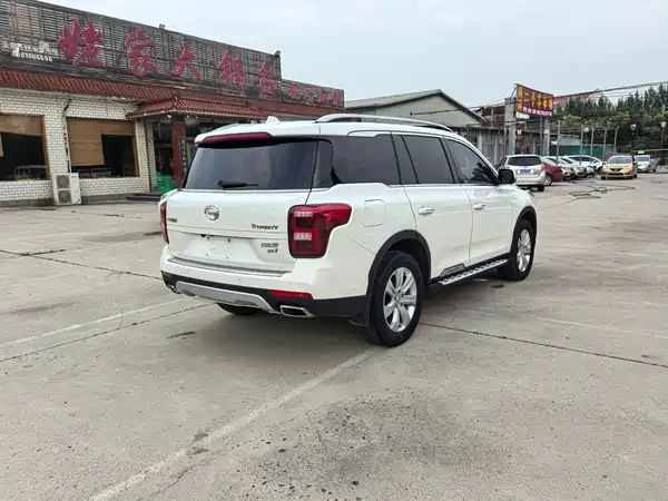 GAC Trumpchi GS8 2018