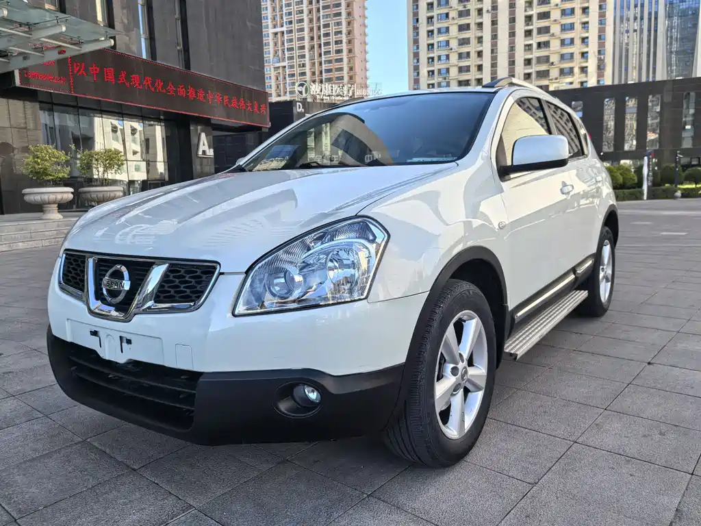 Nissan Qashqai 2015 — фото 1