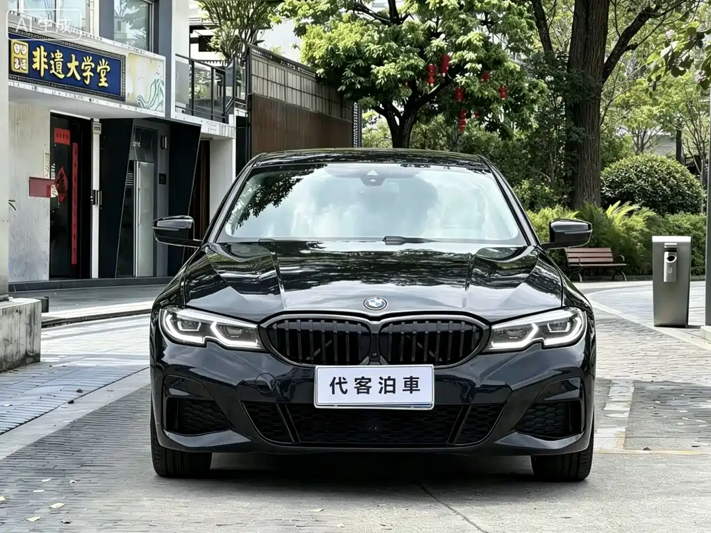 BMW 3 Series 2021