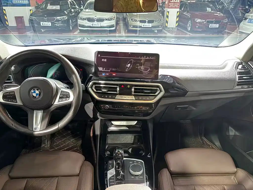 BMW X3 2022 — фото 9