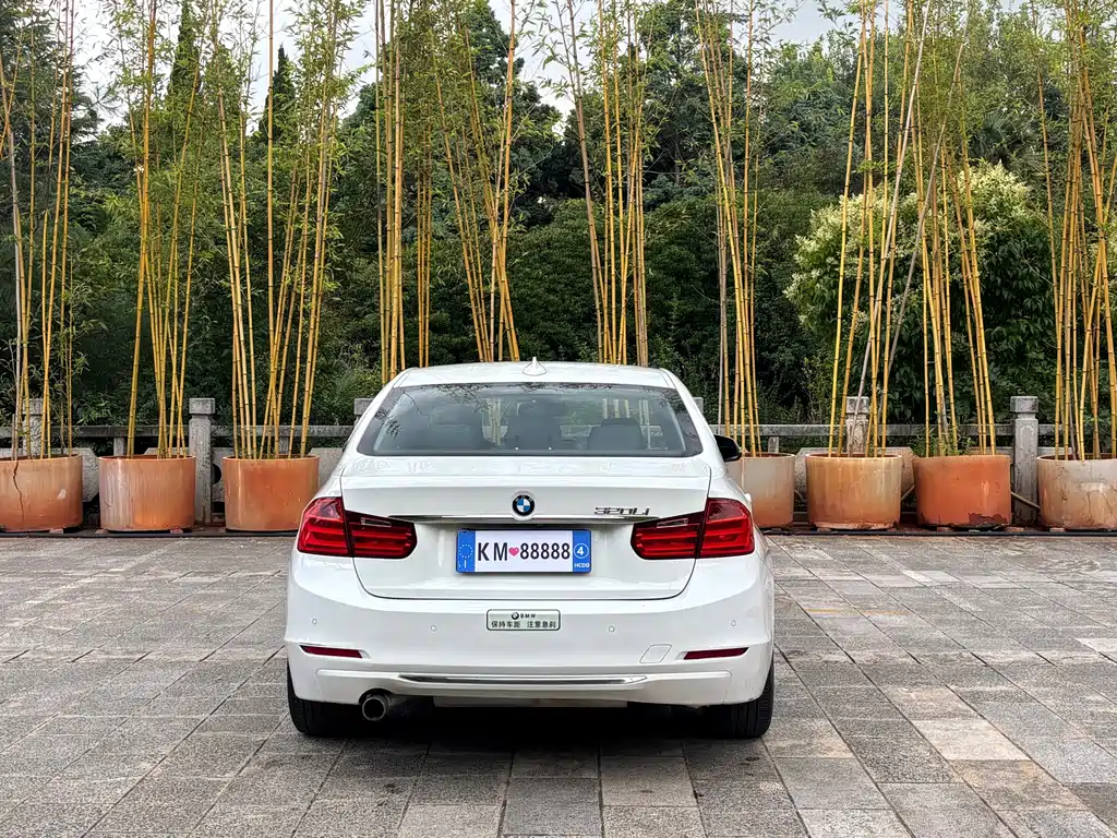 BMW 3 Series 2015 — фото 15