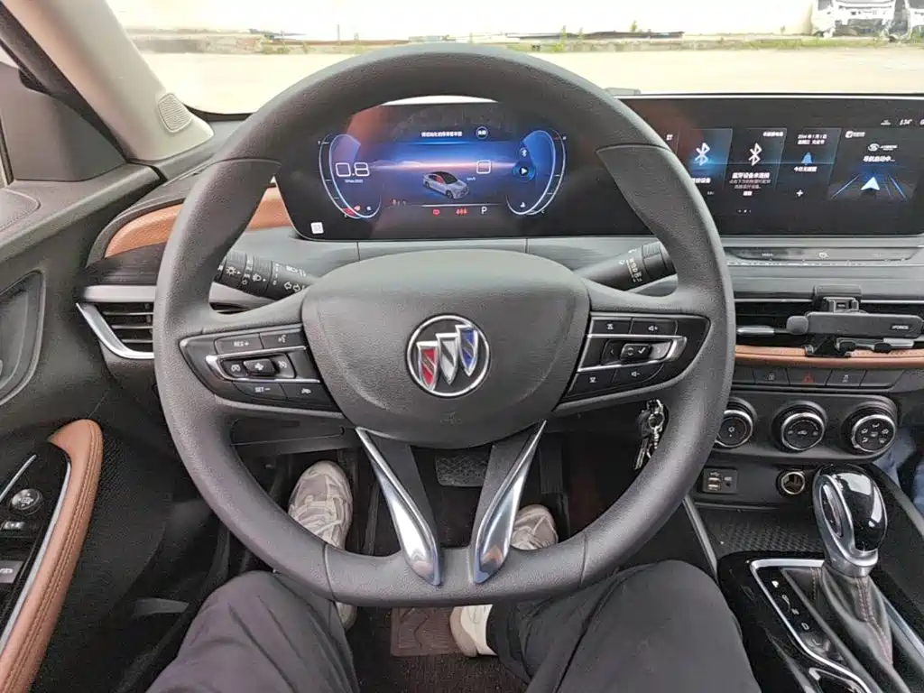 Buick Verano 2022 — фото 11