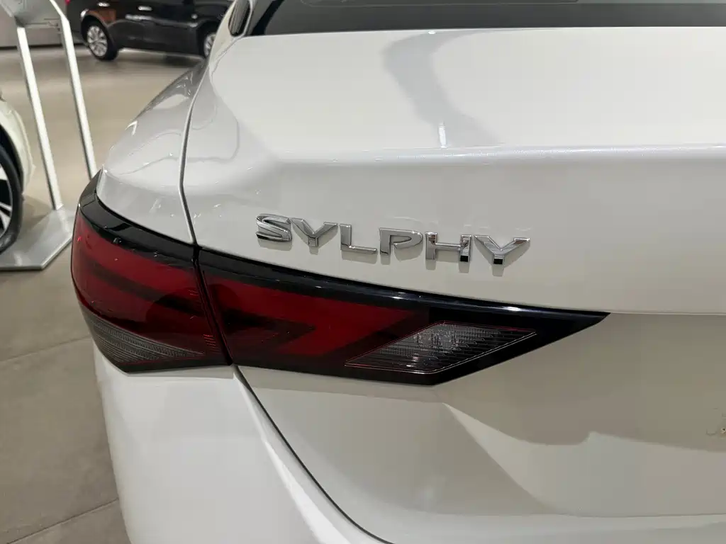 Nissan Sylphy 2021 — фото 18