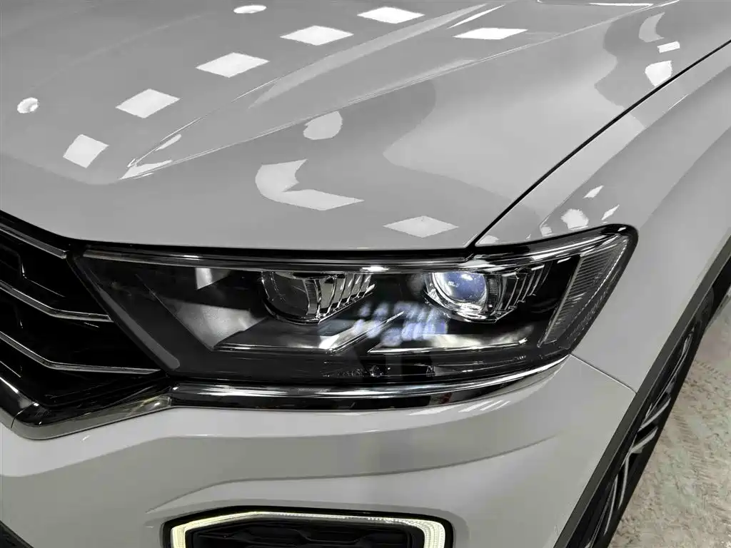 Volkswagen T-Roc 2023 — фото 17