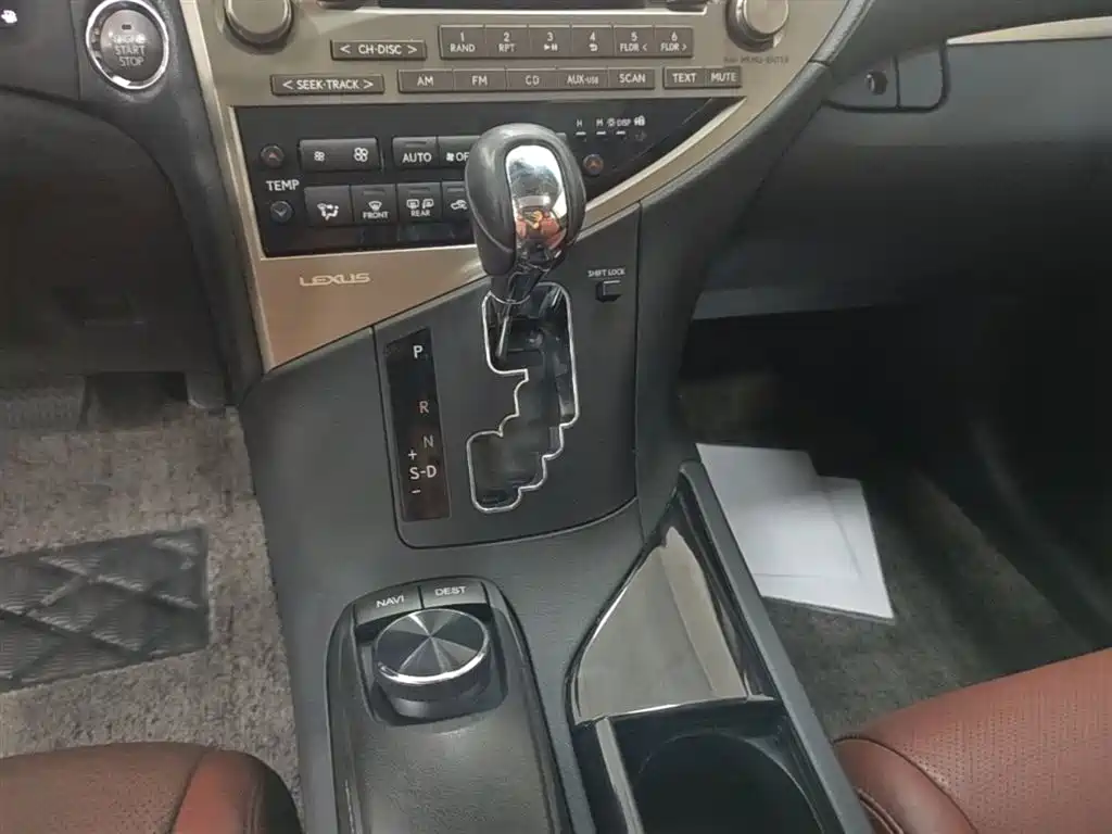 Lexus RX Classic 2014 — фото 14
