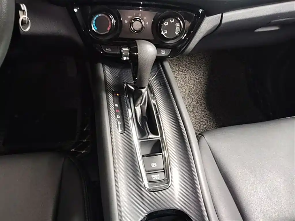 Honda Vezel 2017 — фото 14