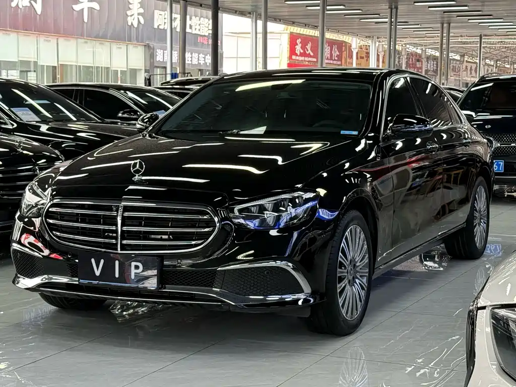Mercedes-Benz E-Class 2022 — фото 1