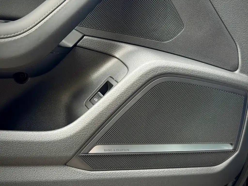 Audi A6L 2023 — фото 15
