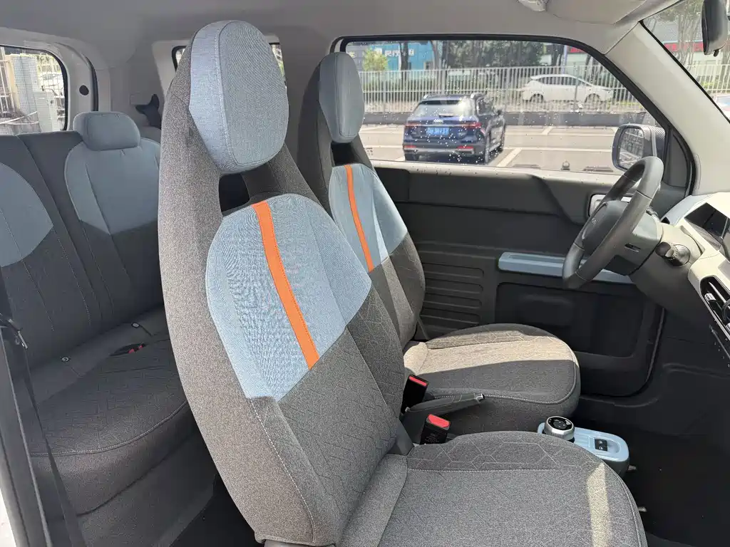Geely Galaxy Panda 2023