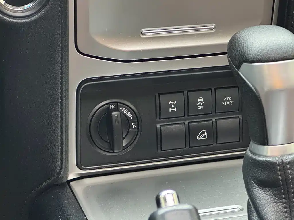 Toyota Prado 2020 — фото 25