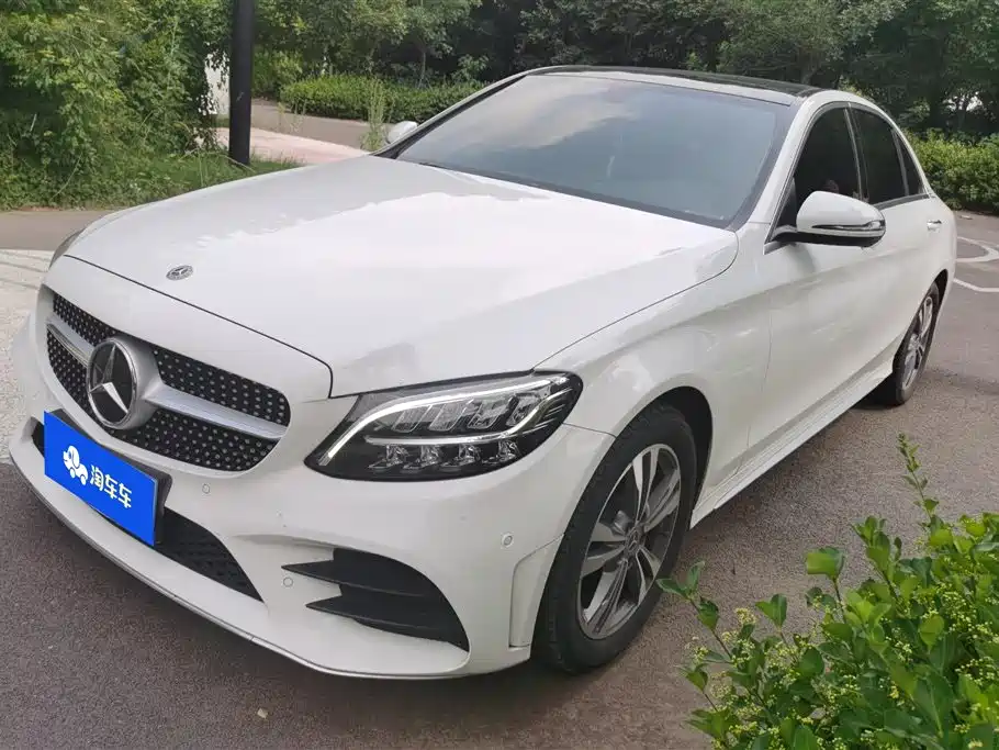 Mercedes-Benz C-Class 2021