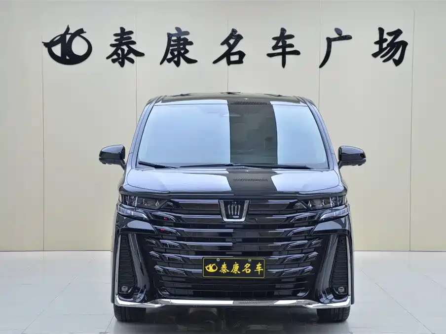 Toyota Vellfire 2026 — фото 2