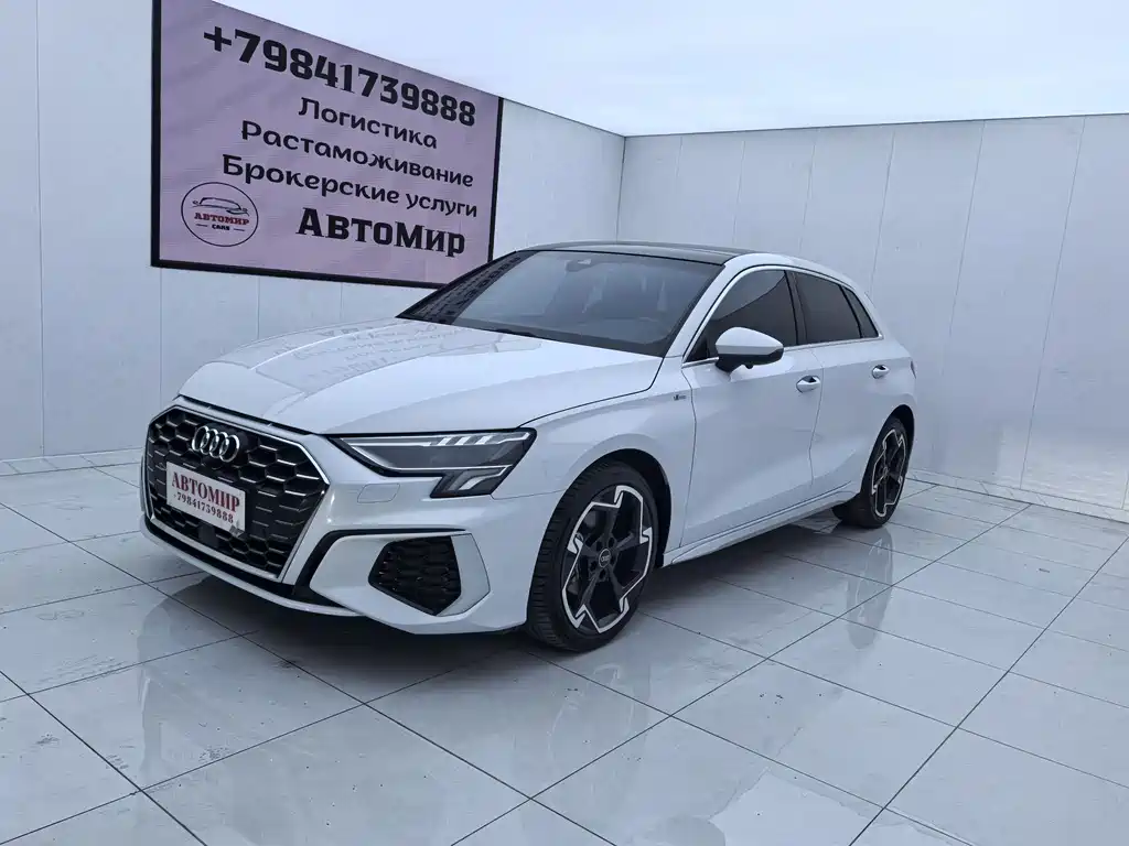 Audi A3 2023 — фото 1