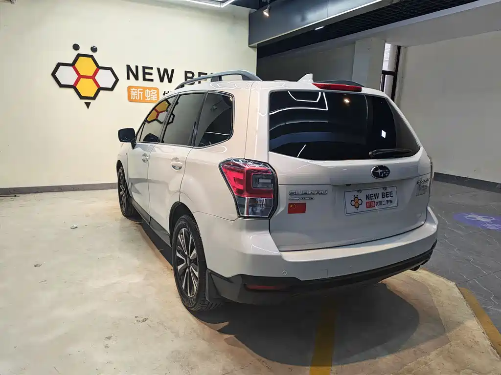 Subaru Forester 2018 — фото 2