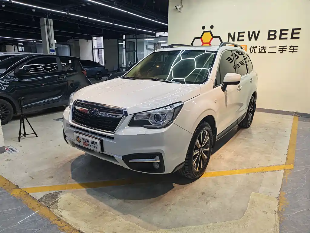 Subaru Forester 2018 — фото 9