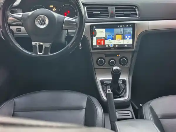 Volkswagen Lavida 2013