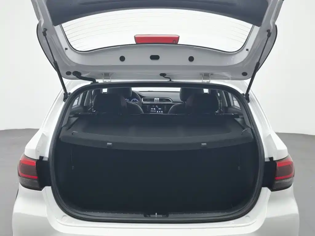 Kia KX CROSS 2019 — фото 16
