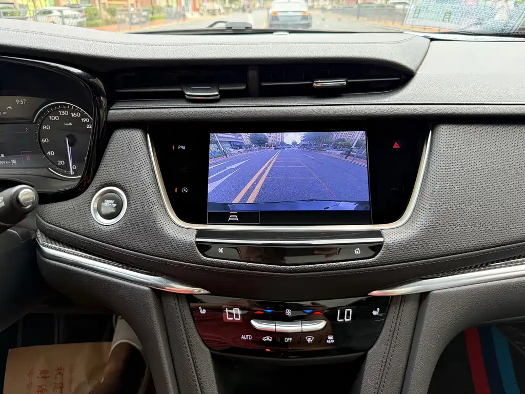 Cadillac XT5 2023 — фото 21