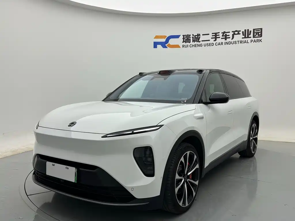 NIO ES8 2023