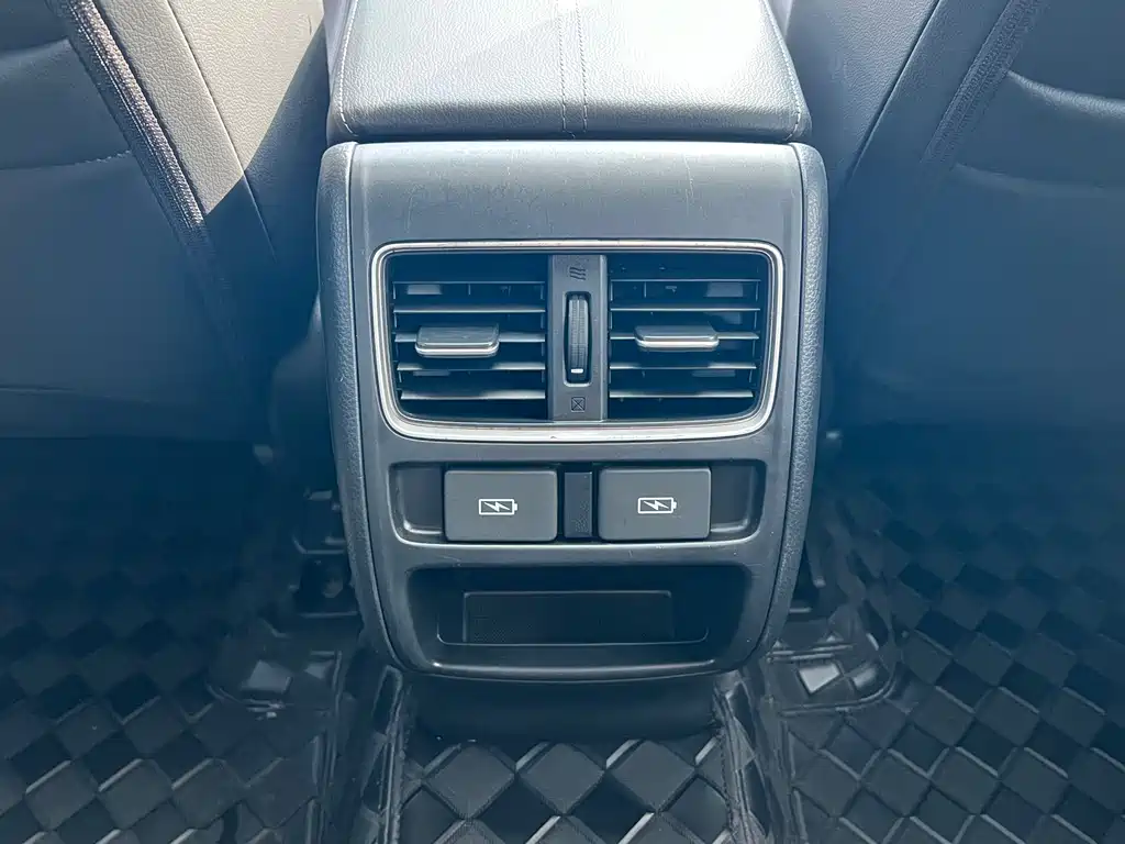 Honda Accord 2023 — фото 8
