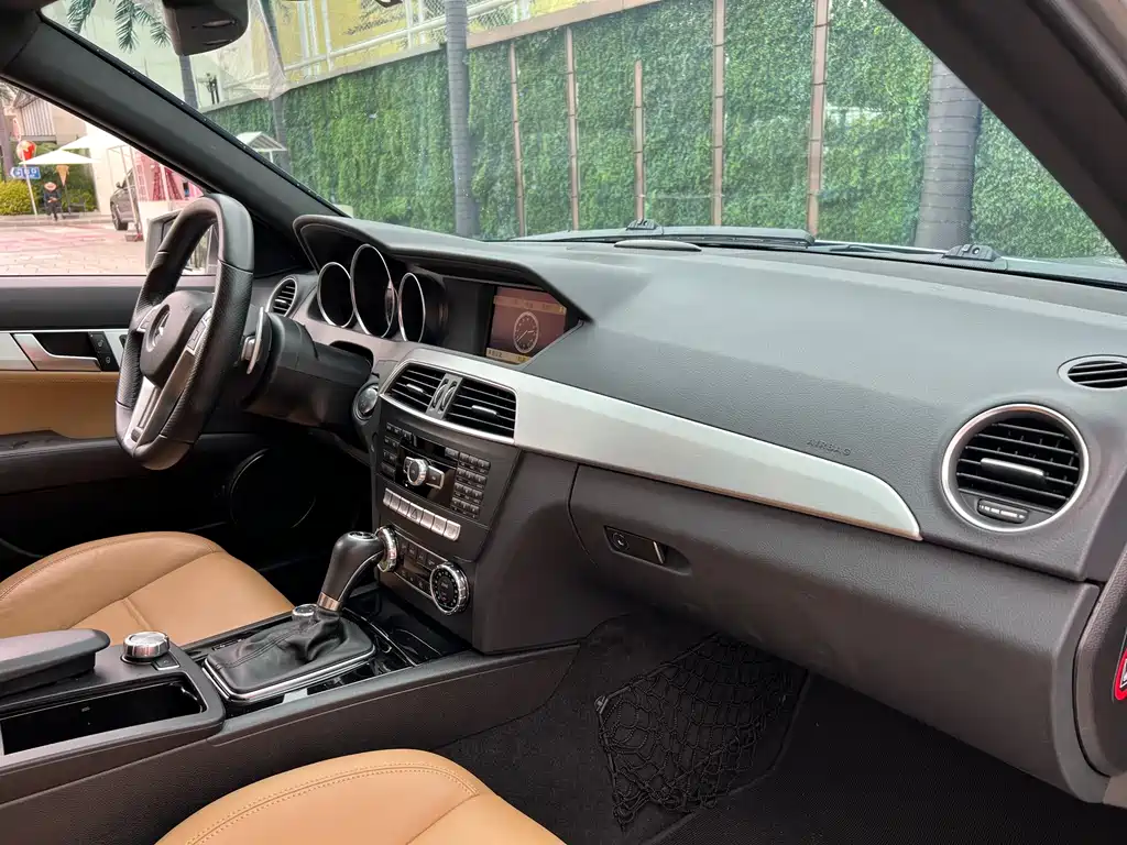 Mercedes-Benz C-Class AMG 2013 — фото 11