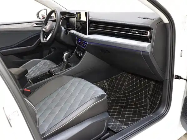 Volkswagen Sagitar 2025