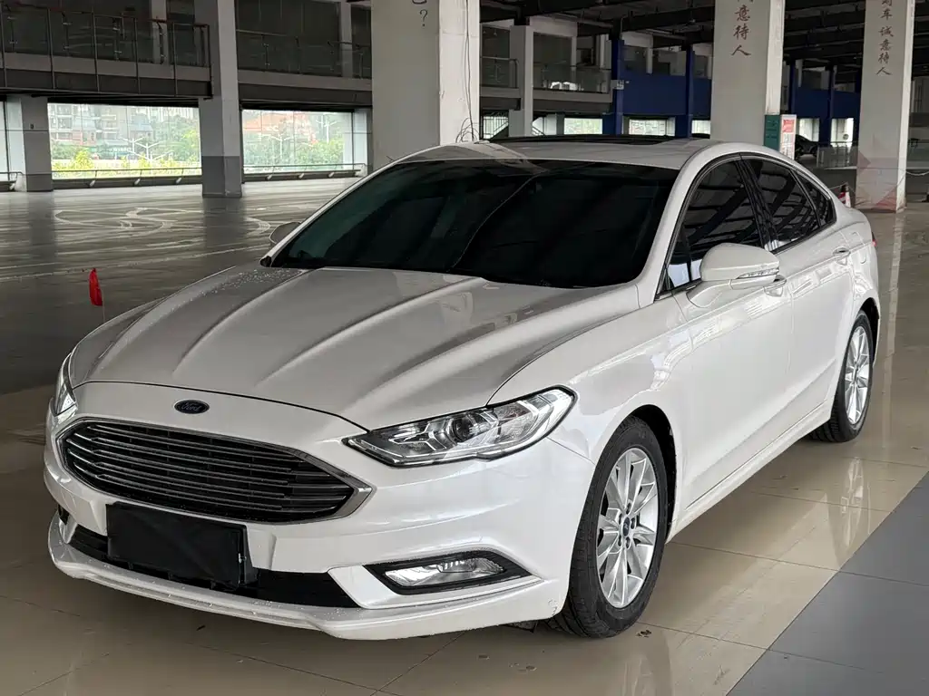 Ford Mondeo 2017 — фото 1