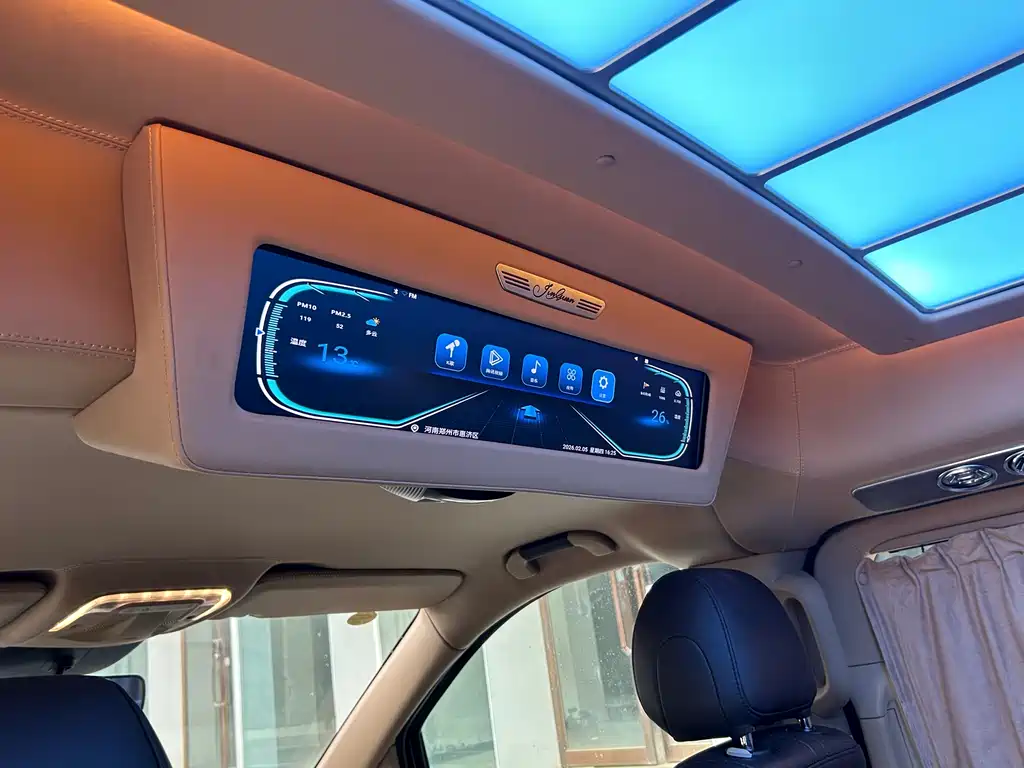 Mercedes-Benz Vito 2023 — фото 20