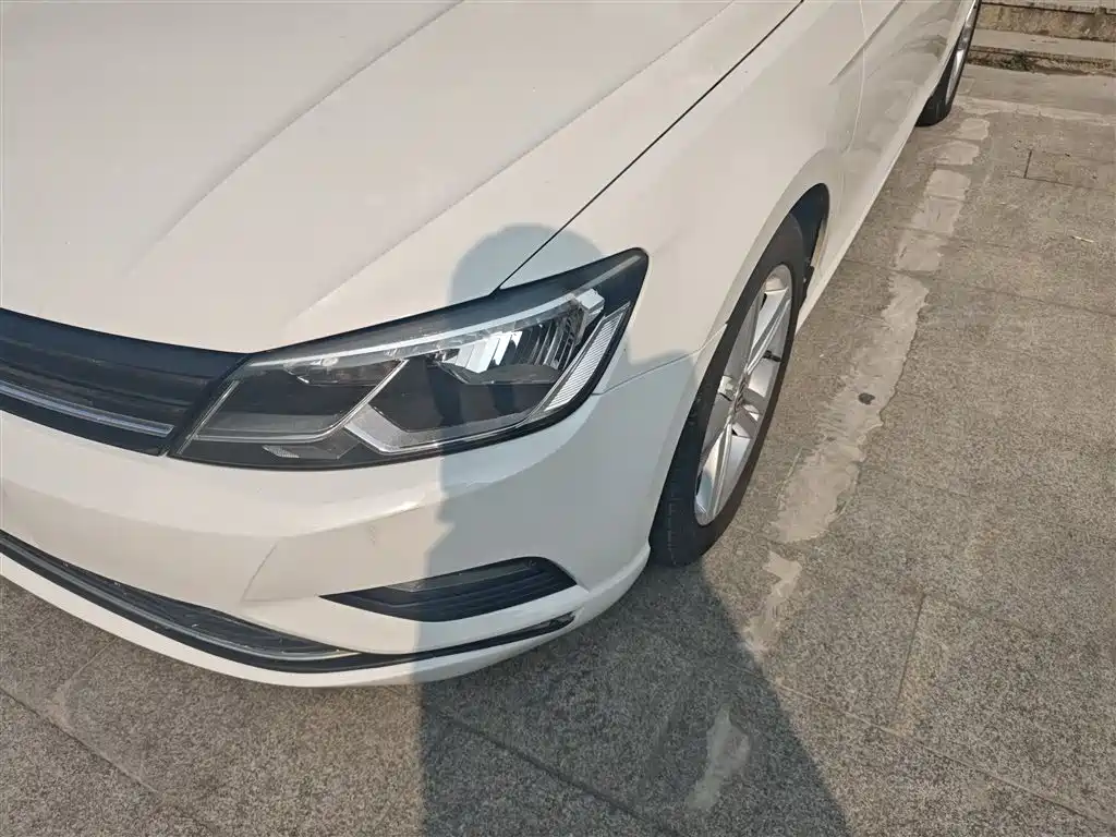 Volkswagen Lamando 2015
